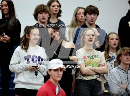 Thumbnail 2 in Guyer vs Keller photogallery.