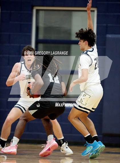 Thumbnail 3 in Guyer vs Keller photogallery.