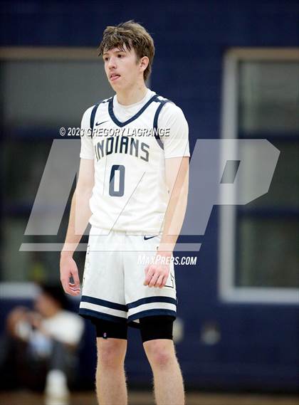 Thumbnail 3 in Guyer vs Keller photogallery.