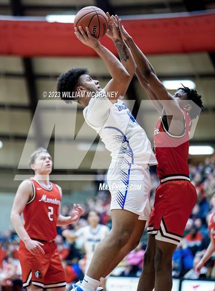 Thumbnail 3 in Munster vs. Lake Central (IHSAA 4A S1 Round 2) photogallery.