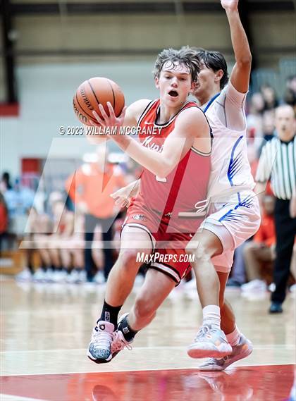 Thumbnail 2 in Munster vs. Lake Central (IHSAA 4A S1 Round 2) photogallery.