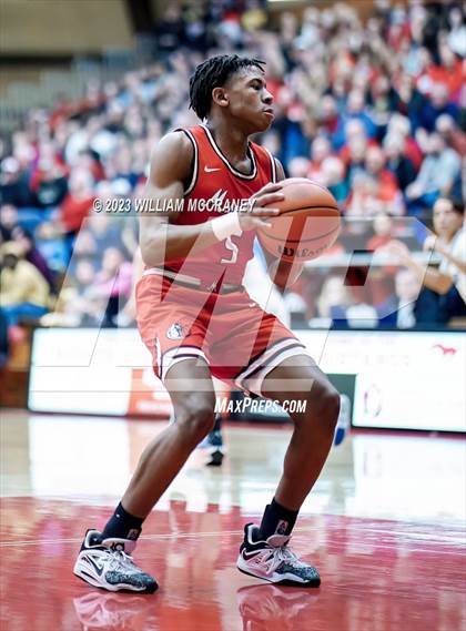 Thumbnail 3 in Munster vs. Lake Central (IHSAA 4A S1 Round 2) photogallery.