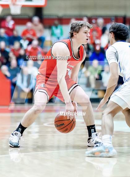 Thumbnail 3 in Munster vs. Lake Central (IHSAA 4A S1 Round 2) photogallery.