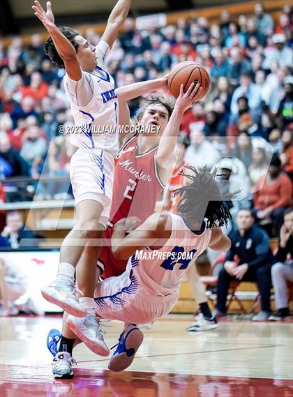 Thumbnail 3 in Munster vs. Lake Central (IHSAA 4A S1 Round 2) photogallery.
