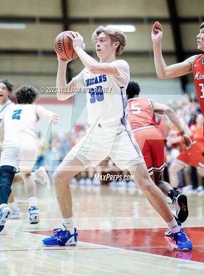 Thumbnail 2 in Munster vs. Lake Central (IHSAA 4A S1 Round 2) photogallery.