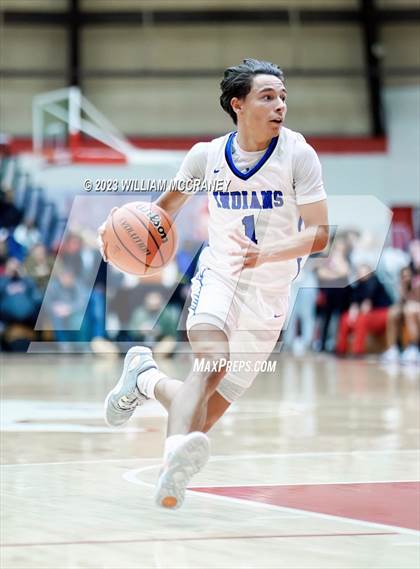 Thumbnail 3 in Munster vs. Lake Central (IHSAA 4A S1 Round 2) photogallery.