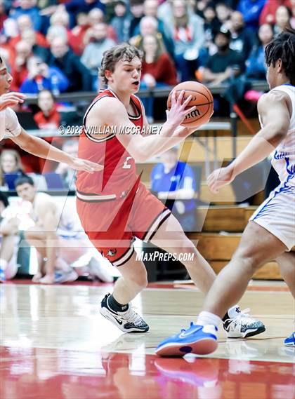 Thumbnail 2 in Munster vs. Lake Central (IHSAA 4A S1 Round 2) photogallery.