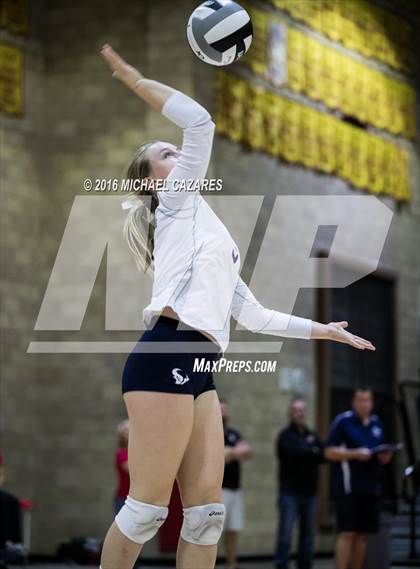 Thumbnail 3 in Santa Fe Christian vs. La Costa Canyon (CIF SDS Open Division Final) photogallery.