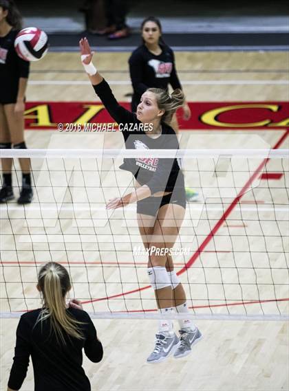 Thumbnail 1 in Santa Fe Christian vs. La Costa Canyon (CIF SDS Open Division Final) photogallery.
