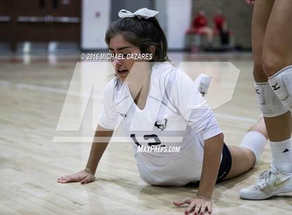 Thumbnail 2 in Santa Fe Christian vs. La Costa Canyon (CIF SDS Open Division Final) photogallery.