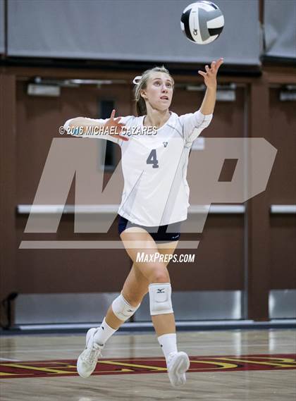Thumbnail 2 in Santa Fe Christian vs. La Costa Canyon (CIF SDS Open Division Final) photogallery.