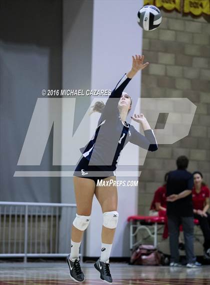 Thumbnail 3 in Santa Fe Christian vs. La Costa Canyon (CIF SDS Open Division Final) photogallery.