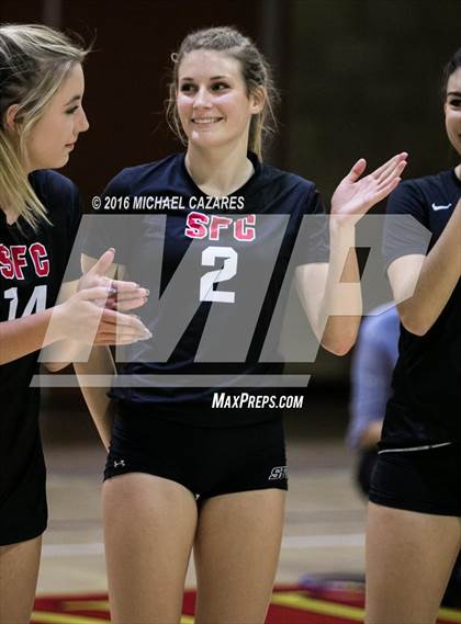Thumbnail 2 in Santa Fe Christian vs. La Costa Canyon (CIF SDS Open Division Final) photogallery.