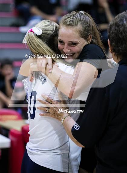 Thumbnail 2 in Santa Fe Christian vs. La Costa Canyon (CIF SDS Open Division Final) photogallery.