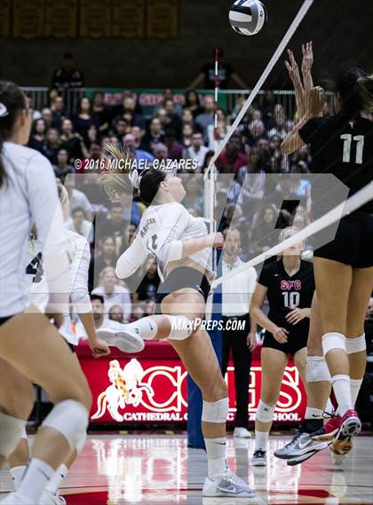 Thumbnail 3 in Santa Fe Christian vs. La Costa Canyon (CIF SDS Open Division Final) photogallery.