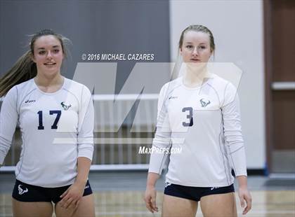 Thumbnail 2 in Santa Fe Christian vs. La Costa Canyon (CIF SDS Open Division Final) photogallery.