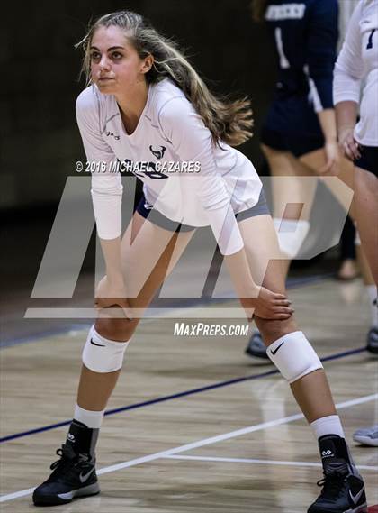 Thumbnail 3 in Santa Fe Christian vs. La Costa Canyon (CIF SDS Open Division Final) photogallery.