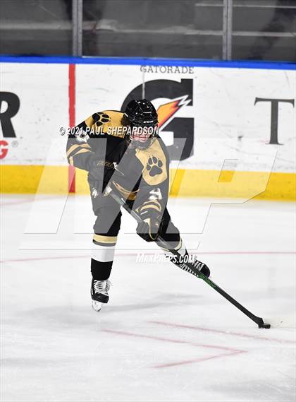 Thumbnail 2 in Kent Denver vs. Battle Mountain (CHSAA 4A Semifinal Playoff) photogallery.