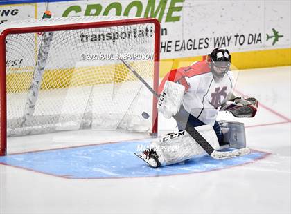 Thumbnail 1 in Kent Denver vs. Battle Mountain (CHSAA 4A Semifinal Playoff) photogallery.