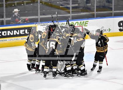 Thumbnail 3 in Kent Denver vs. Battle Mountain (CHSAA 4A Semifinal Playoff) photogallery.