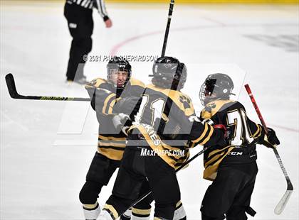 Thumbnail 3 in Kent Denver vs. Battle Mountain (CHSAA 4A Semifinal Playoff) photogallery.