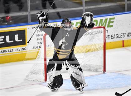 Thumbnail 3 in Kent Denver vs. Battle Mountain (CHSAA 4A Semifinal Playoff) photogallery.