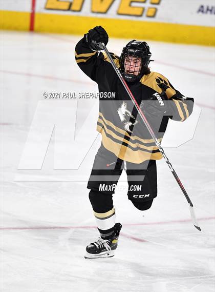 Thumbnail 2 in Kent Denver vs. Battle Mountain (CHSAA 4A Semifinal Playoff) photogallery.