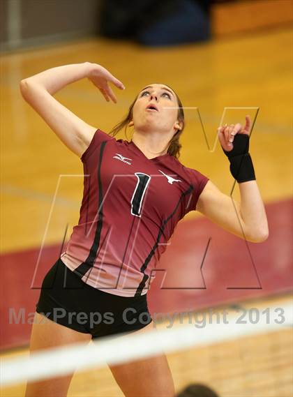 Thumbnail 1 in Centennial vs. Lambert photogallery.