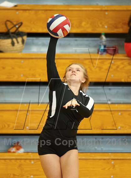 Thumbnail 3 in Centennial vs. Lambert photogallery.
