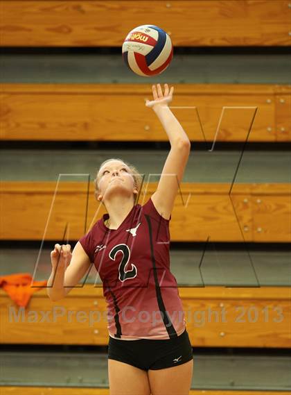 Thumbnail 1 in Centennial vs. Lambert photogallery.