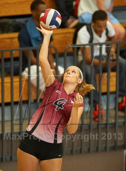 Thumbnail 1 in Centennial vs. Lambert photogallery.