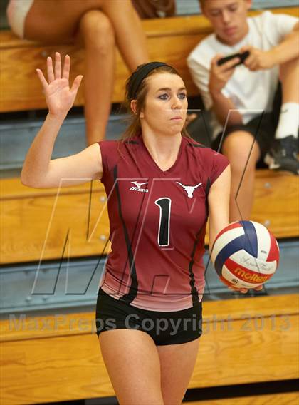 Thumbnail 2 in Centennial vs. Lambert photogallery.