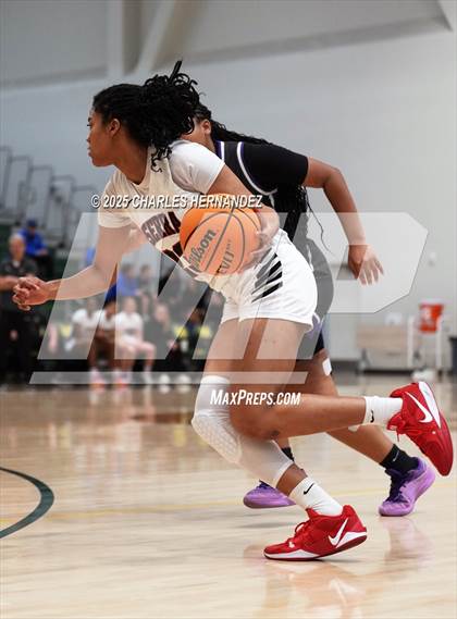 Thumbnail 3 in JSerra Catholic vs. St. Anthony (Mira Costa Classic) photogallery.