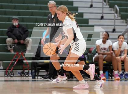 Thumbnail 3 in JSerra Catholic vs. St. Anthony (Mira Costa Classic) photogallery.