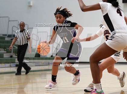 Thumbnail 1 in JSerra Catholic vs. St. Anthony (Mira Costa Classic) photogallery.