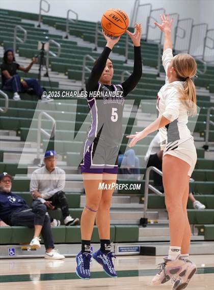 Thumbnail 2 in JSerra Catholic vs. St. Anthony (Mira Costa Classic) photogallery.