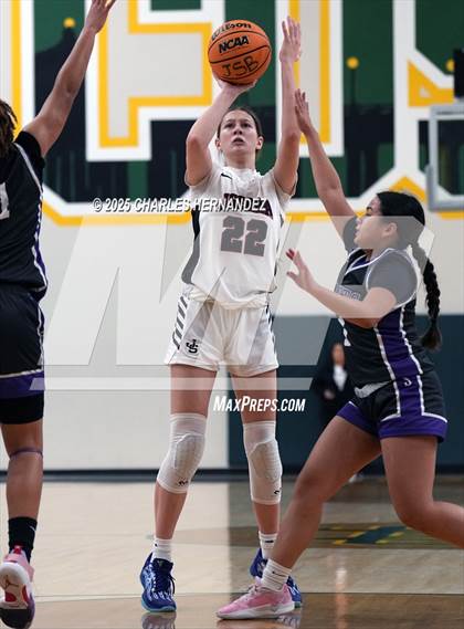 Thumbnail 1 in JSerra Catholic vs. St. Anthony (Mira Costa Classic) photogallery.