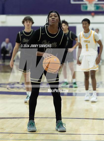 Thumbnail 1 in The Woodlands Christian Academy vs Oakville Tigers (Prairie Farms Holiday Classic) photogallery.