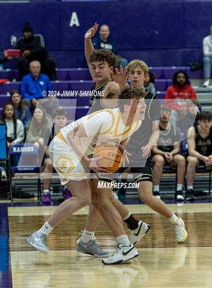 Thumbnail 1 in The Woodlands Christian Academy vs Oakville Tigers (Prairie Farms Holiday Classic) photogallery.