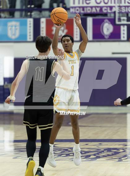 Thumbnail 1 in The Woodlands Christian Academy vs Oakville Tigers (Prairie Farms Holiday Classic) photogallery.