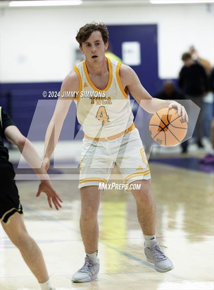 Thumbnail 1 in The Woodlands Christian Academy vs Oakville Tigers (Prairie Farms Holiday Classic) photogallery.