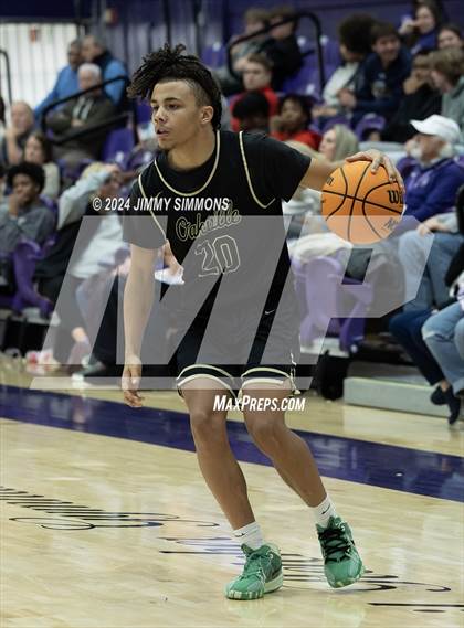 Thumbnail 1 in The Woodlands Christian Academy vs Oakville Tigers (Prairie Farms Holiday Classic) photogallery.