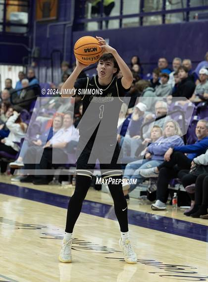 Thumbnail 2 in The Woodlands Christian Academy vs Oakville Tigers (Prairie Farms Holiday Classic) photogallery.