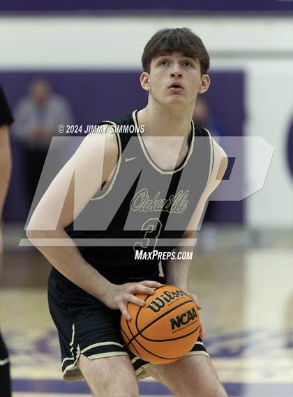 Thumbnail 3 in The Woodlands Christian Academy vs Oakville Tigers (Prairie Farms Holiday Classic) photogallery.