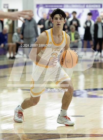 Thumbnail 2 in The Woodlands Christian Academy vs Oakville Tigers (Prairie Farms Holiday Classic) photogallery.
