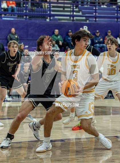 Thumbnail 1 in The Woodlands Christian Academy vs Oakville Tigers (Prairie Farms Holiday Classic) photogallery.