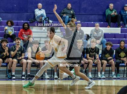 Thumbnail 3 in The Woodlands Christian Academy vs Oakville Tigers (Prairie Farms Holiday Classic) photogallery.