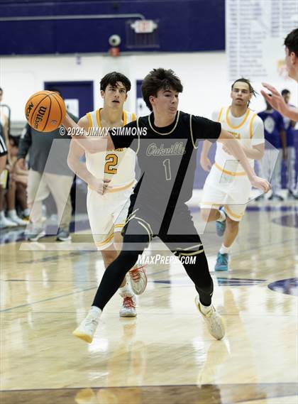 Thumbnail 1 in The Woodlands Christian Academy vs Oakville Tigers (Prairie Farms Holiday Classic) photogallery.