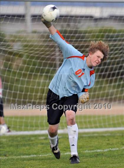 Thumbnail 3 in Poly @ Mountain View (CIF SS D6 Semifinal) photogallery.