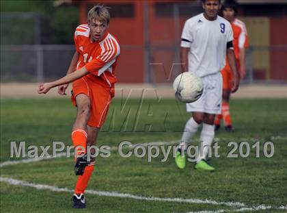 Thumbnail 2 in Poly @ Mountain View (CIF SS D6 Semifinal) photogallery.